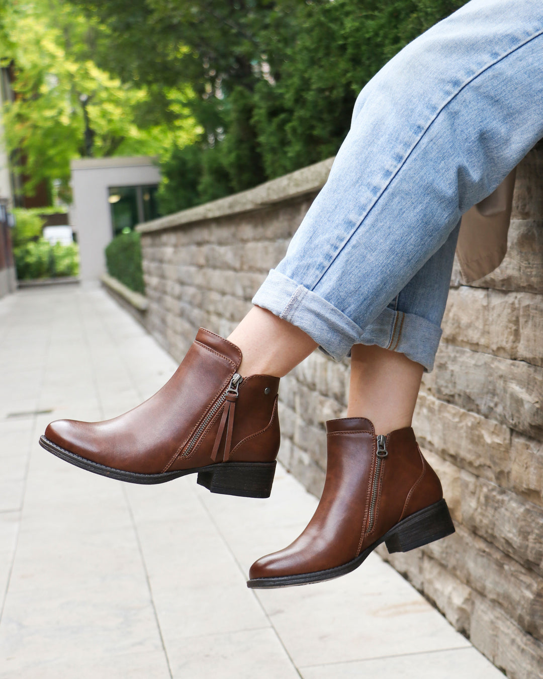 ARIEL – Taxi Shoes Canada